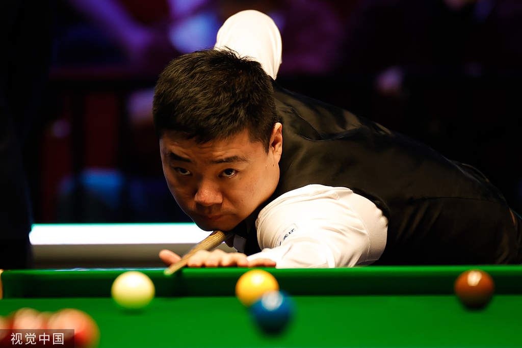 用年轻球员 用年轻球员